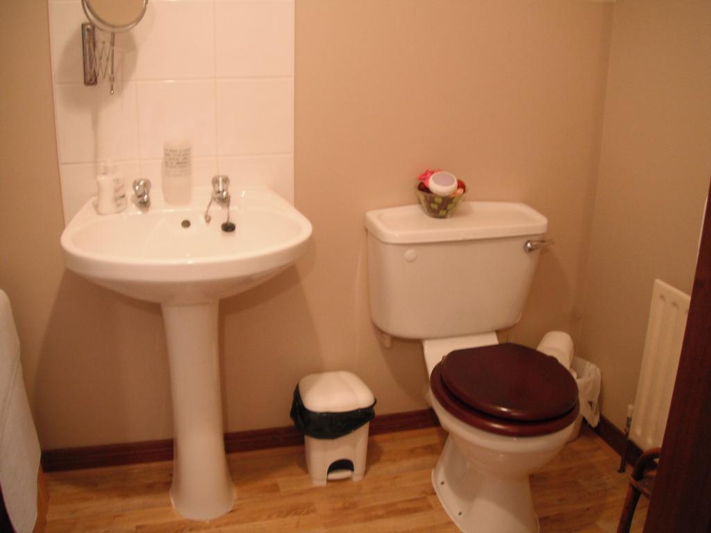 Narrow Gauge B&B Ballymoney Bilik gambar